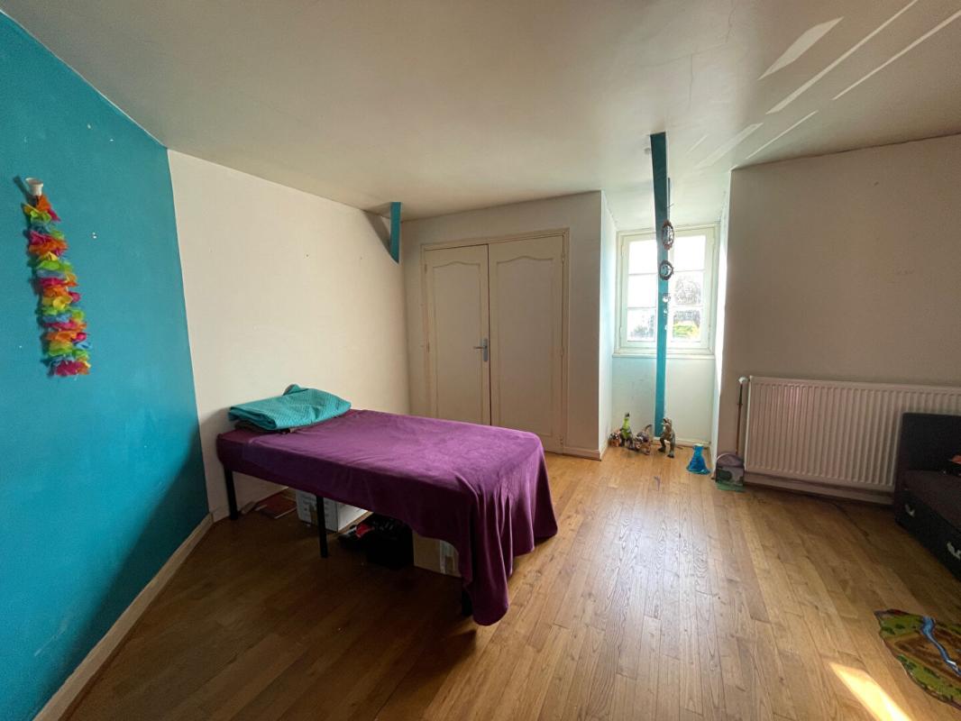 THIVIERS Maison traditionnelle 7 pièce(s) 238 m2 10