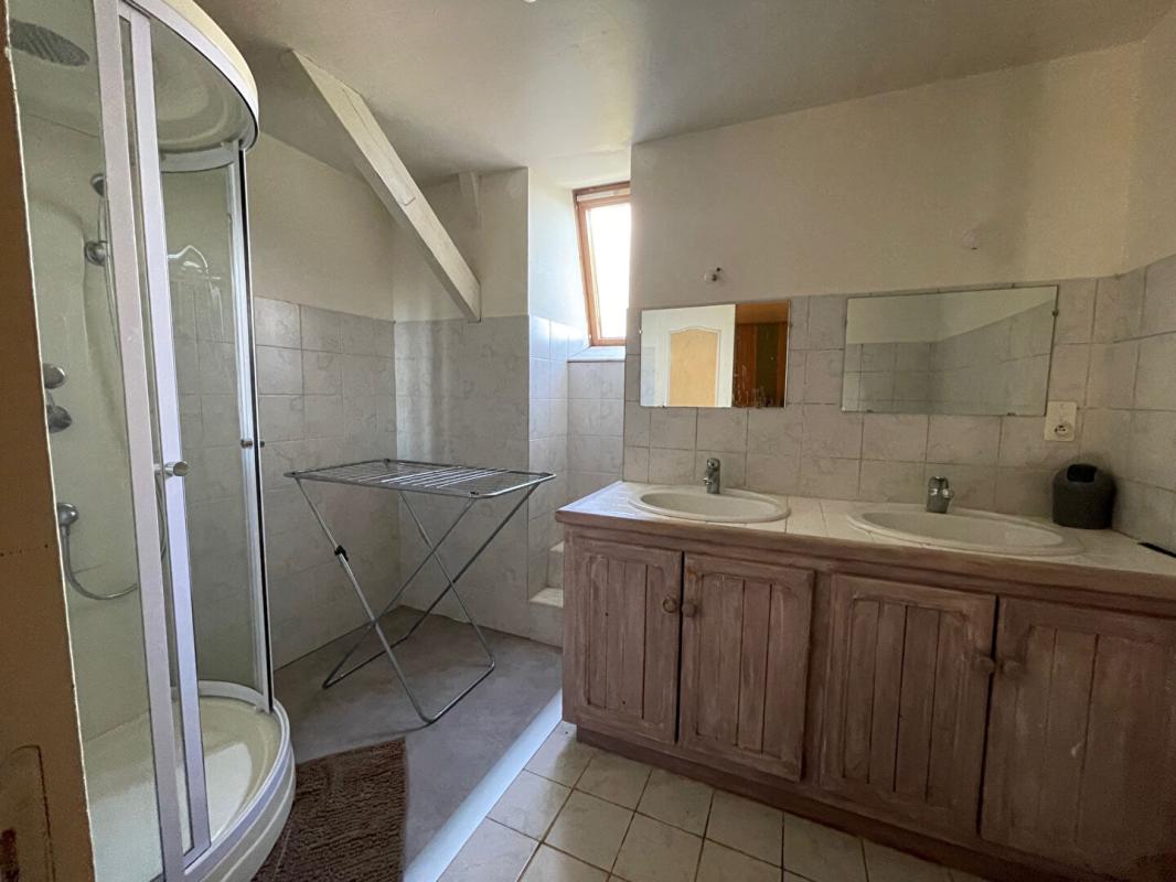 THIVIERS Maison traditionnelle 7 pièce(s) 238 m2 12