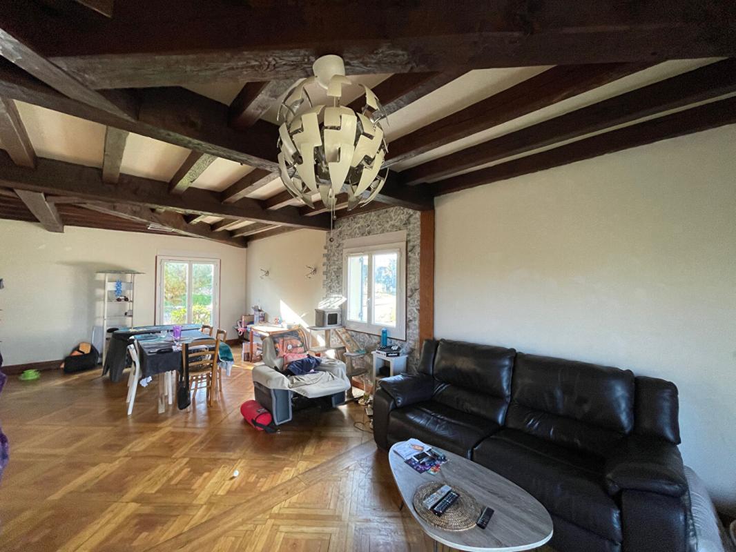 THIVIERS Maison traditionnelle 7 pièce(s) 238 m2 5