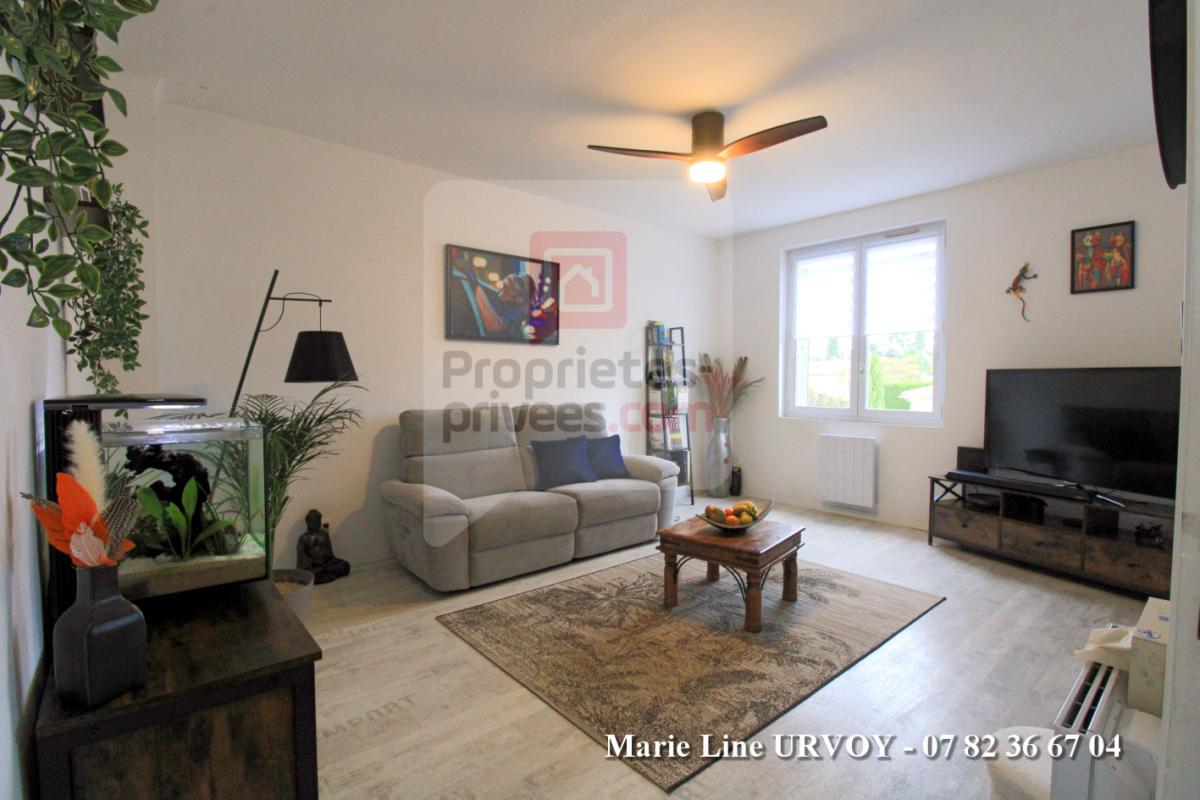 NOVES 13550 Noves - Appartement T3 de 67.65m² - grand garage 1