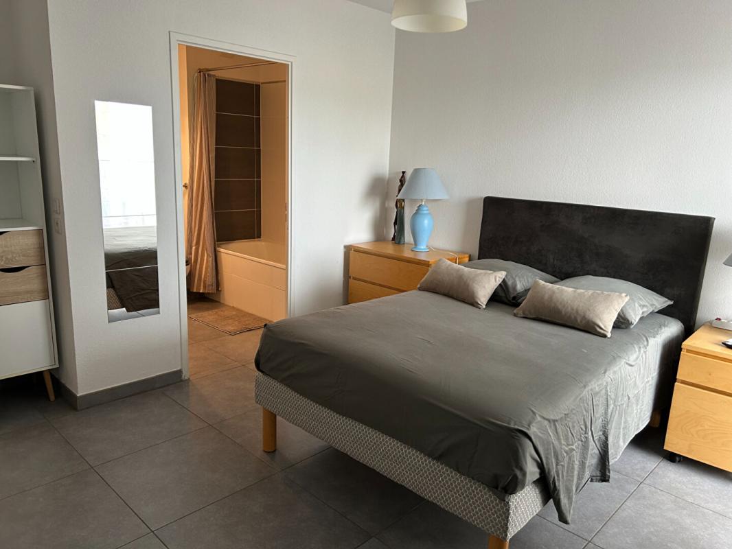 JUVIGNAC Appartement 4 pièce(s) 3 Chambres avec balcons/terrasses 10