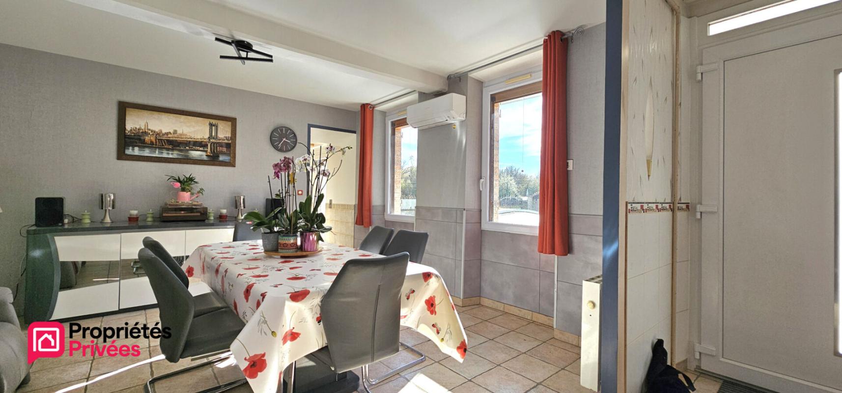 LA SELLE-SUR-LE-BIED Maison La Selle Sur Le Bied 5 pièce(s) 204 m2 11