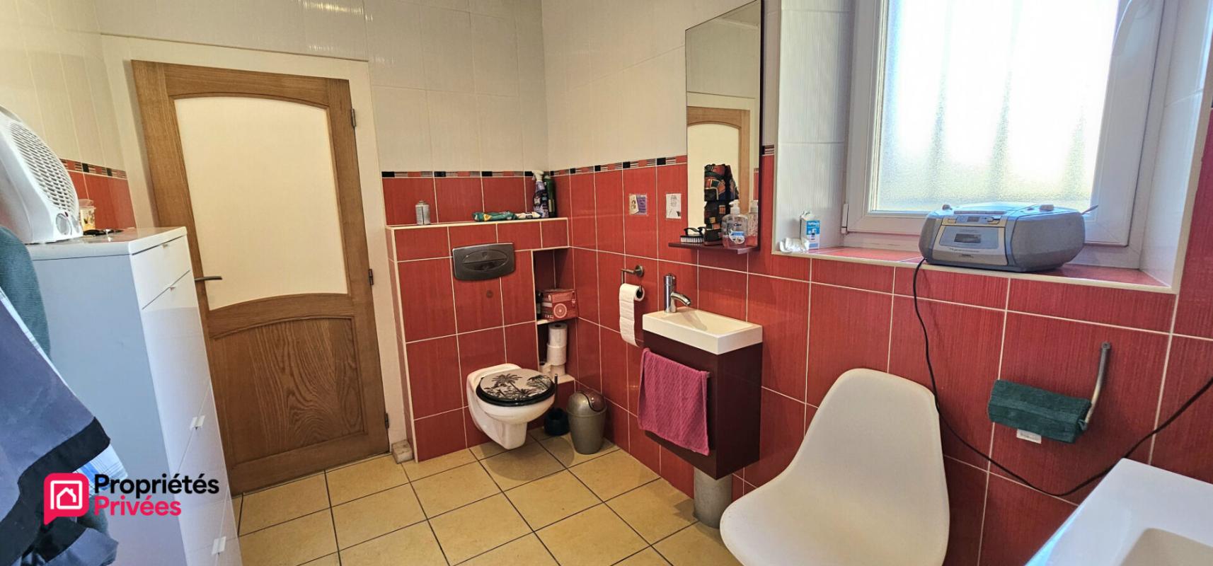 LA SELLE-SUR-LE-BIED Maison La Selle Sur Le Bied 5 pièce(s) 204 m2 17