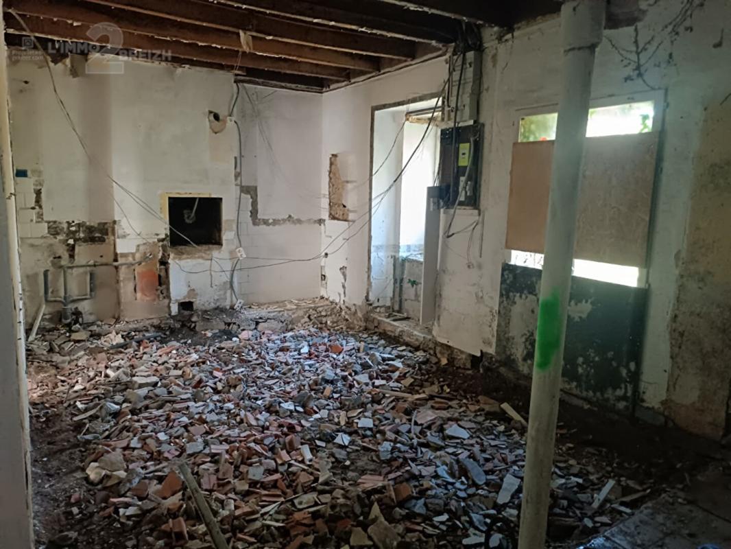 CAMORS Immeuble de rapport à rénover ? Camors ? Fort potentiel locatif ? 7 lots possibles 4