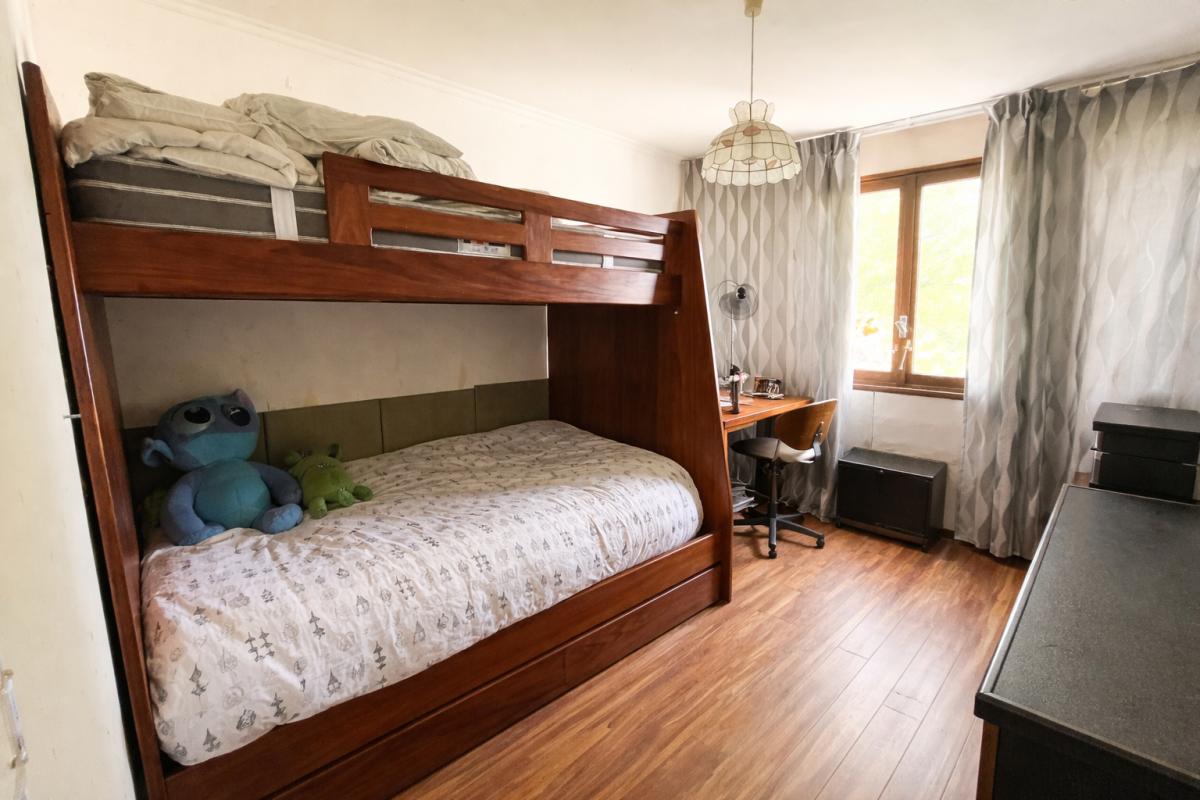 FONTENAY-LE-FLEURY Appartement Fontenay Le Fleury 5 pièce(s) 98 m2 8