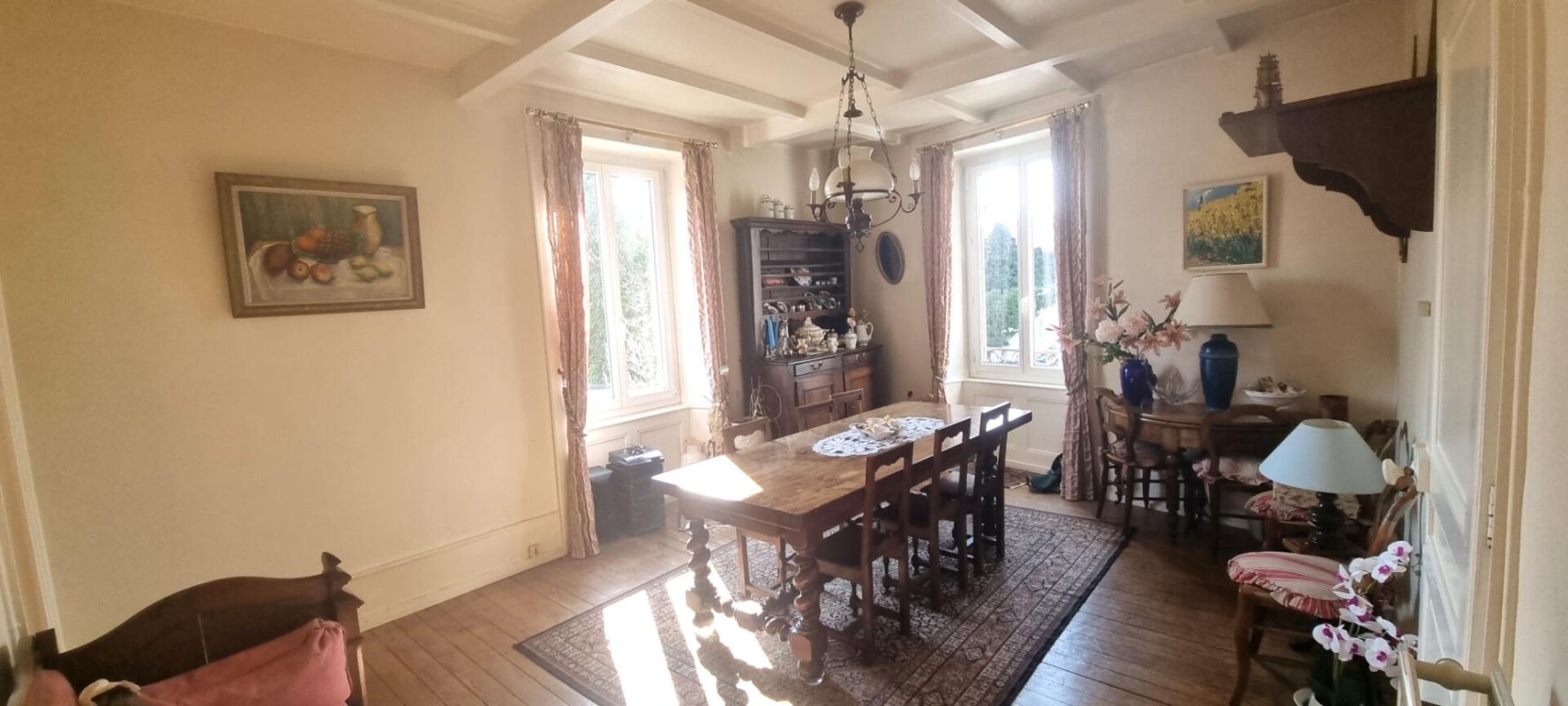 MONTBELIARD Appartement Montbeliard 5 pièce(s) 129 m2 1