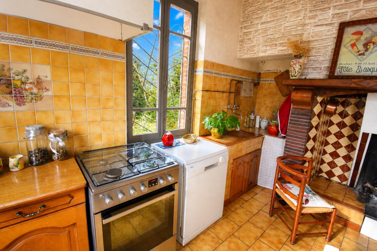 MONTASTRUC 82130, Montastruc, Montauban Nord, Maison plain pied, 160 m², 6 pièces, 3/4 chambres sur 1,5 hA de terrain 16