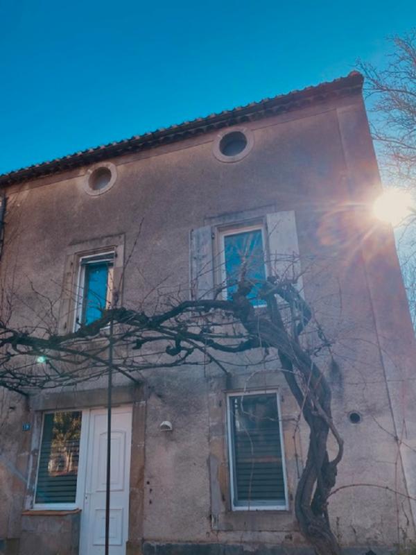 BELVEZE-DU-RAZES Maison de village composé de deux appartements 1