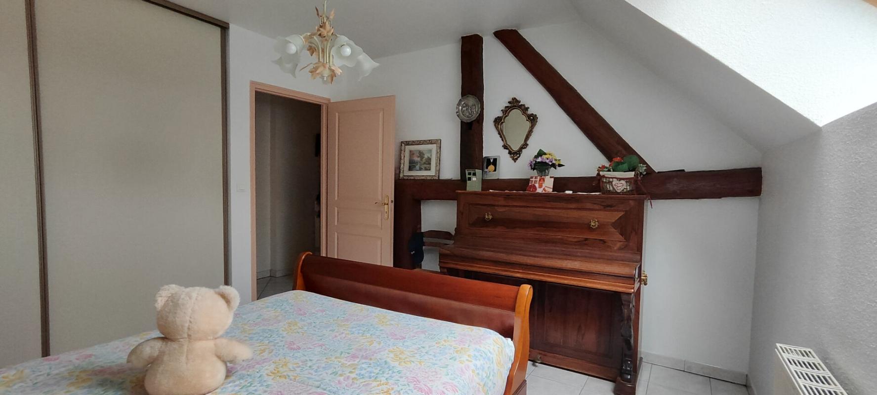 ANJOUTEY Maison Anjoutey 8 pièceS 212m2 sur une parcelle de 562m² 6