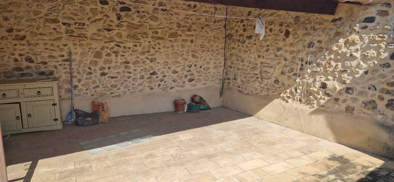 FONTES Très belle maison de village avec garage et terrasse 5