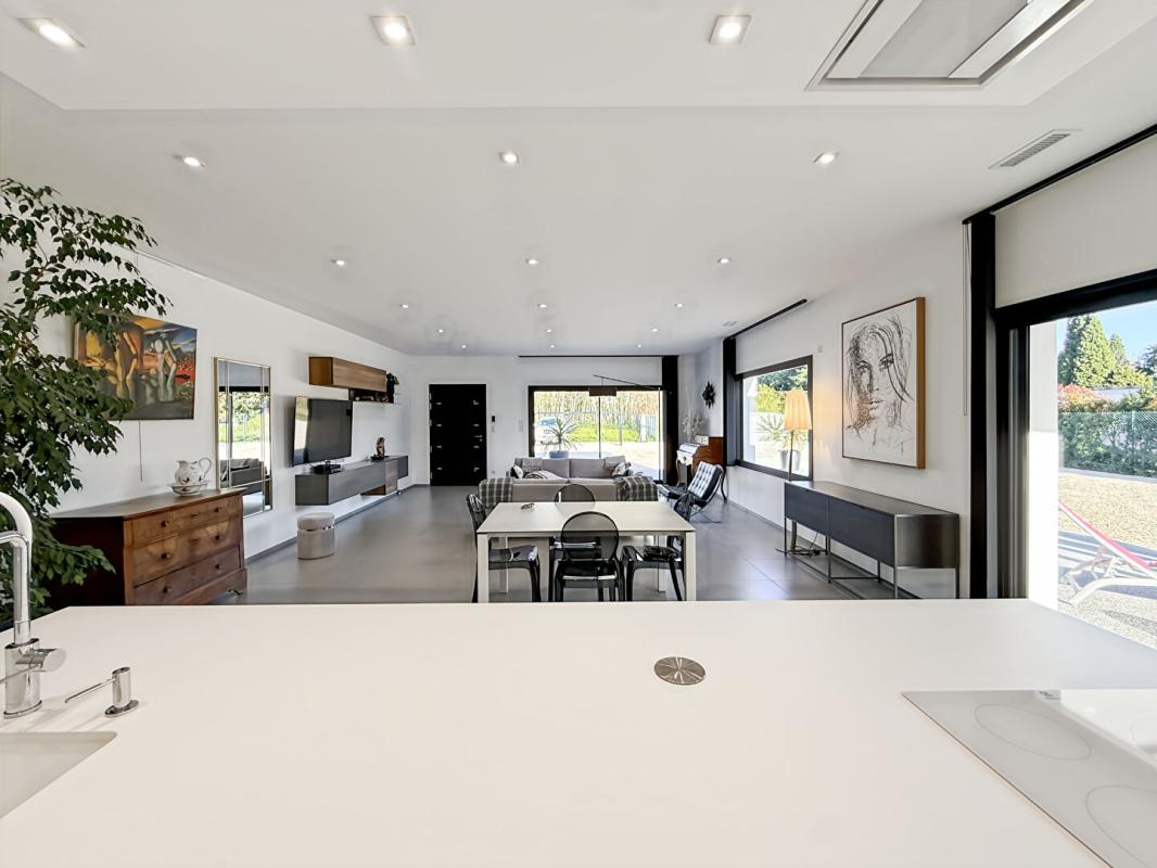 NOVES À VENDRE - MAISON CONTEMPORAINE DE PLAIN -PIED 6