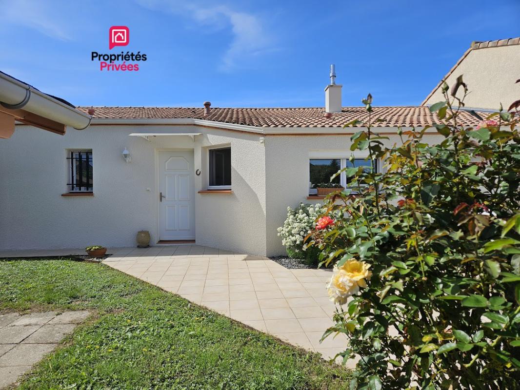 BOE Maison plain-pied 95 m² - 3 chambres - piscine - garage  - terrain 660 m² - Boé 1