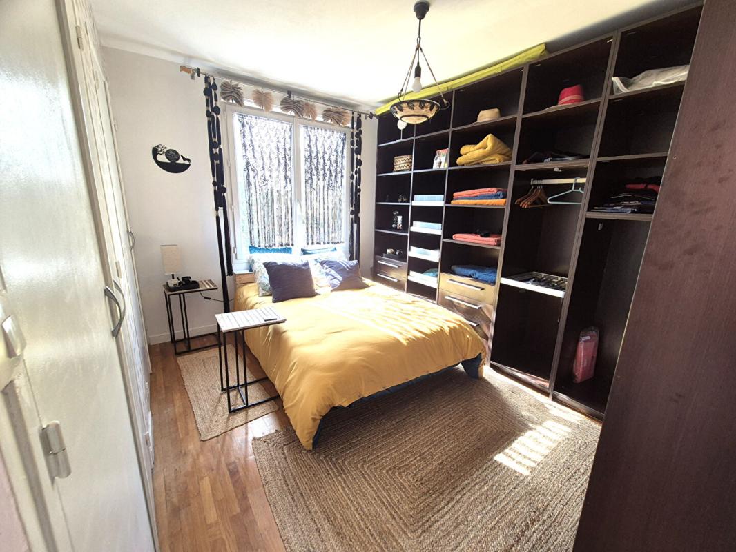 SAINT-DIZIER Belle Maison ou Pavillon sur Sous-sol de 146 m² entièrement Rénovée avec Cour, Atelier, Terrasse, Appentis et Terrain clos et arboré de 376 m² 5