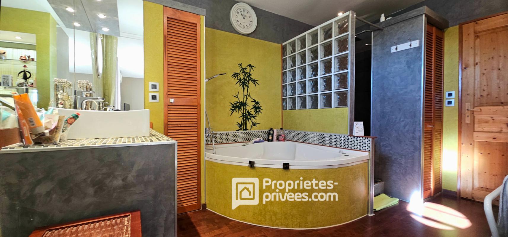 LATOUR-BAS-ELNE Maison d'architecte Latour-Bas-Elne 5 pièces de 145 m2 15