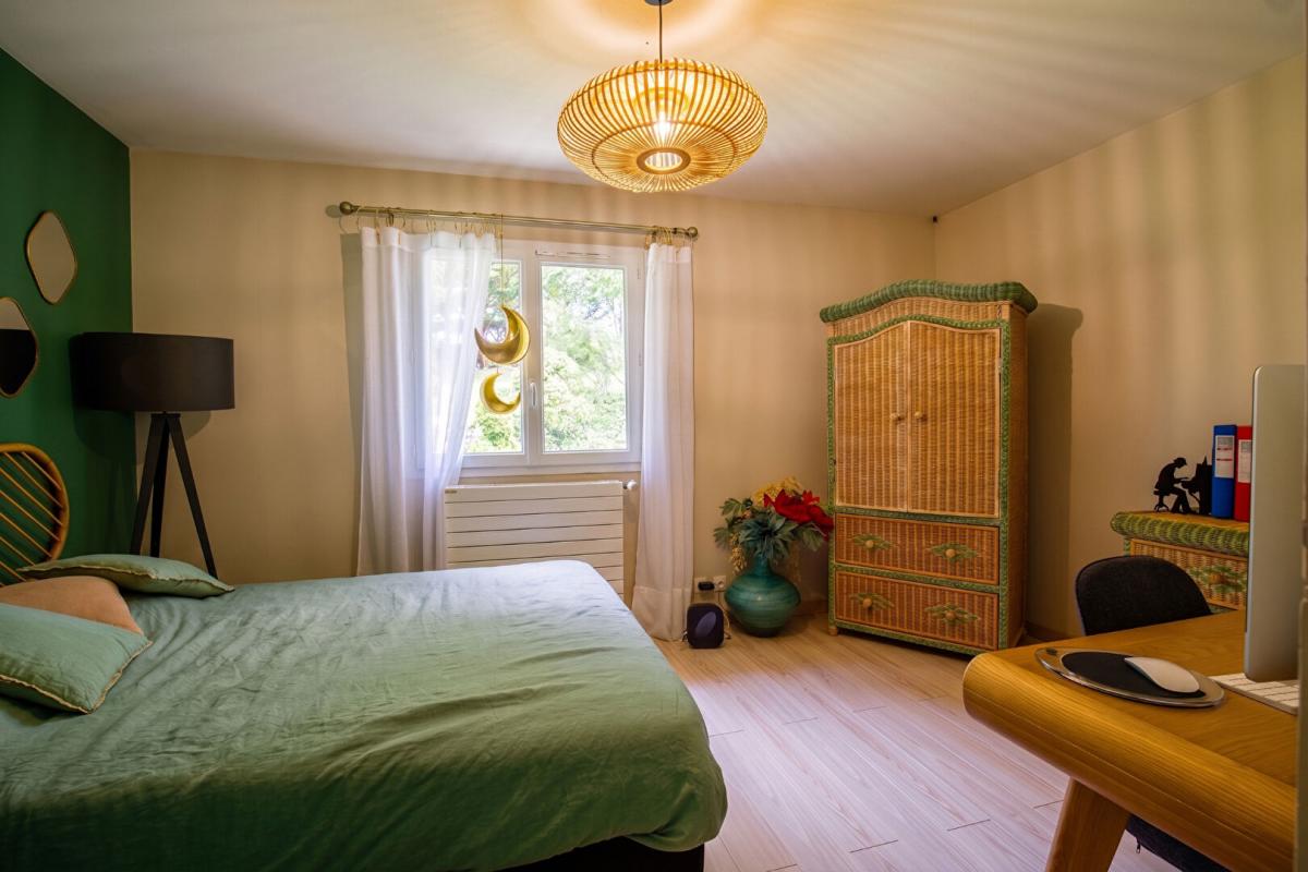 JAMBVILLE EXCLUSIVITÉ PROPRIÉTÉS-PRIVÉES - Un cadre naturel d'exception pour cette maison rénovée 10