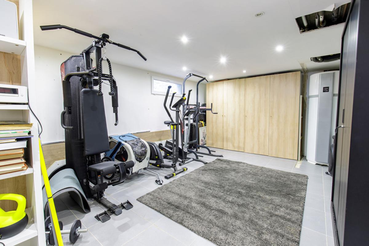 JAMBVILLE EXCLUSIVITÉ PROPRIÉTÉS-PRIVÉES - Un cadre naturel d'exception pour cette maison rénovée 13