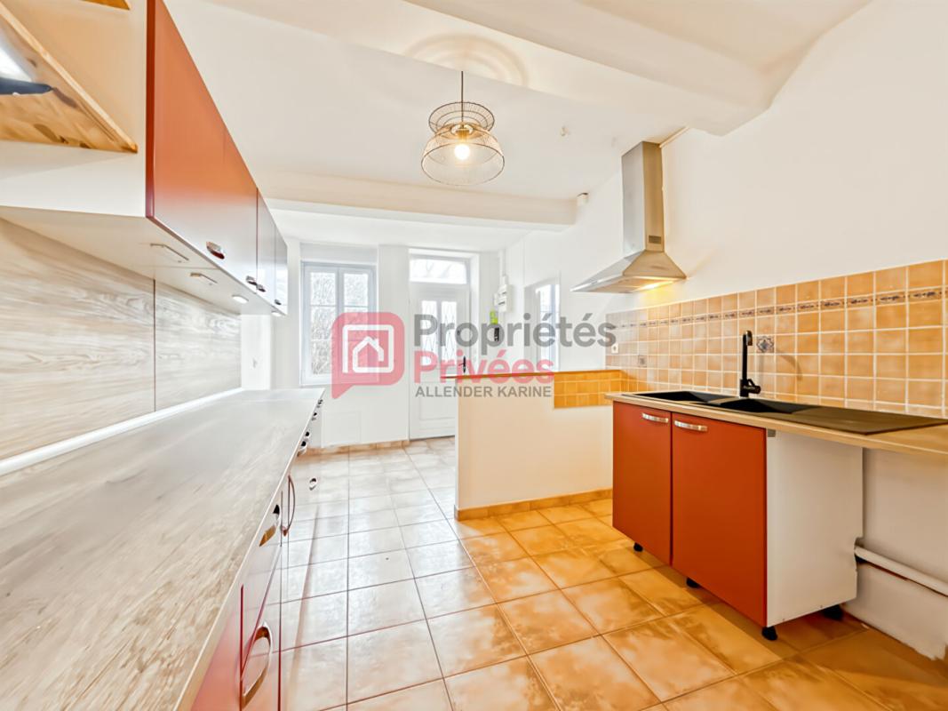 FONTAINE-LA-GAILLARDE Maison Fontaine La Gaillarde 4 pièce(s) 97 m2 4