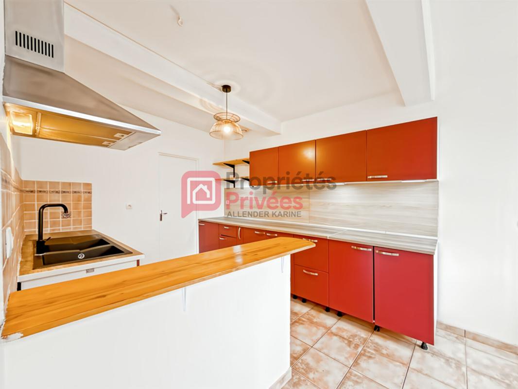 FONTAINE-LA-GAILLARDE Maison Fontaine La Gaillarde 4 pièce(s) 97 m2 6