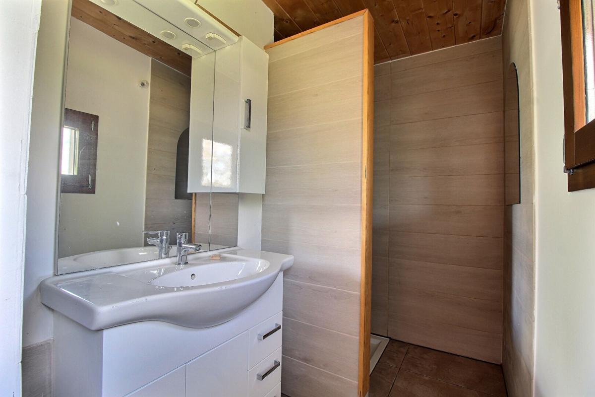 AILHON Propriété d'exception de 6 pièces pour 210 m² sur Ailhon (07200) 16