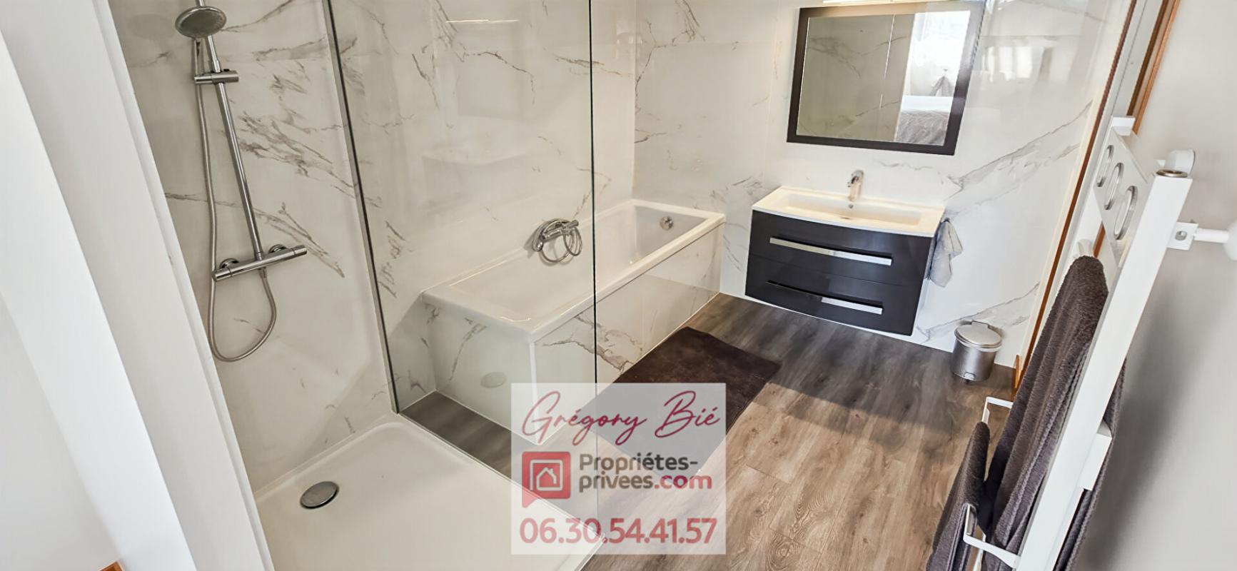 COULOMMIERS Maison 9 pièce(s) 270 m2 14