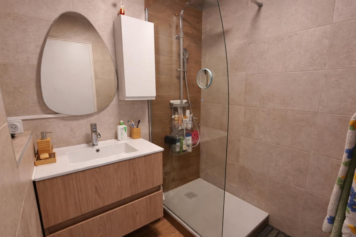 NEUVILLE-SUR-SAONE Appartement Neuville Sur Saone 4 pièces 72 m2 balcon 9