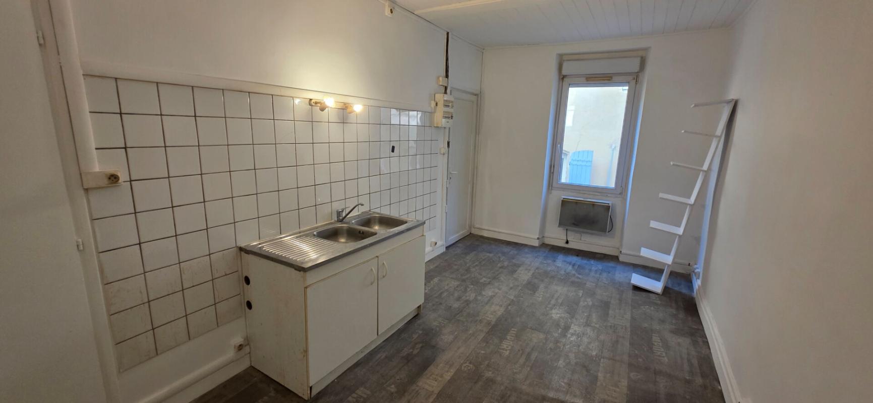 MONTELIMAR Immeuble de 108 m² - 3 appartements -Centre ville Montélimar 4