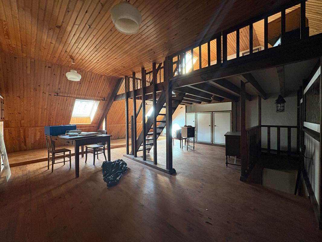 RIEC-SUR-BELON A vendre RIEC SUR BELON (29340) Maison 12 pièces 6 chambres 284 m2 11