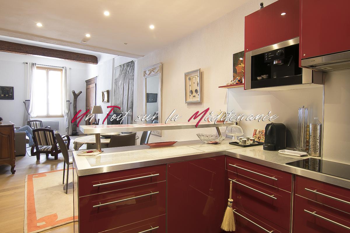 HYERES Appartement T2, 52m2 à Hyères les Palmiers, quartier historique 11