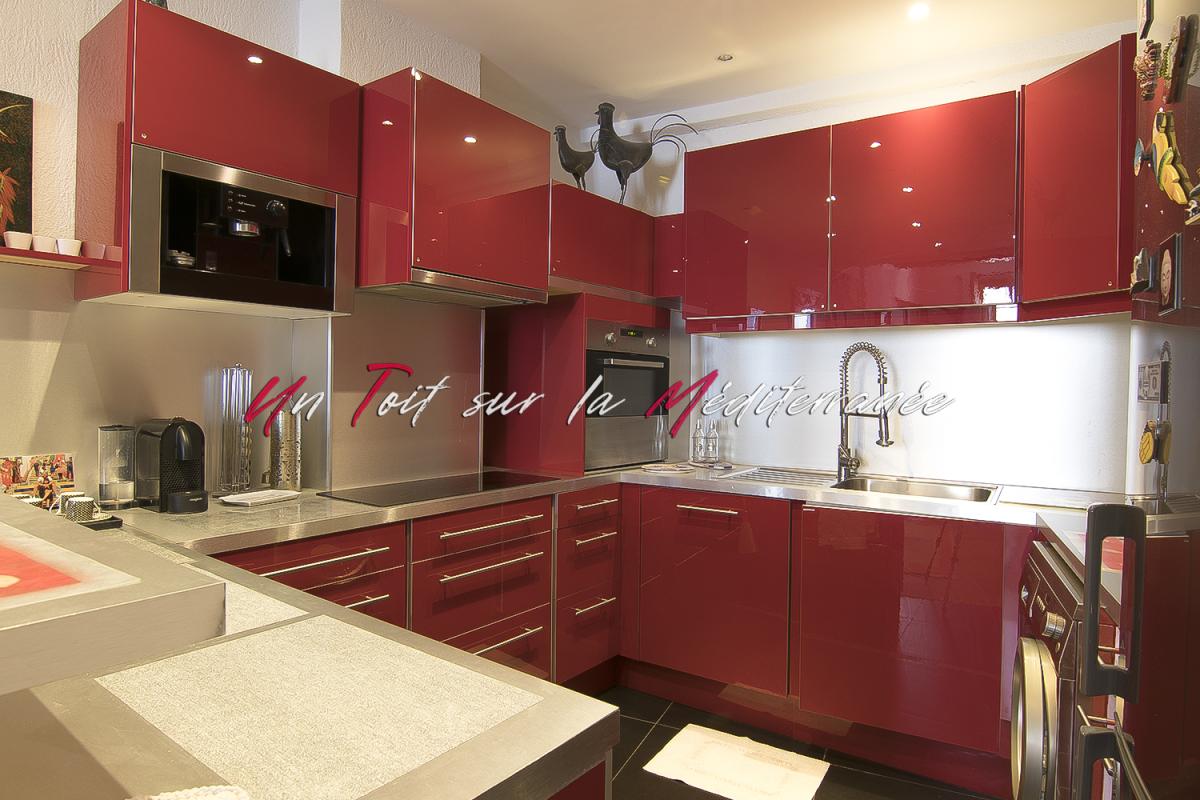 HYERES Appartement T2, 52m2 à Hyères les Palmiers, quartier historique 12