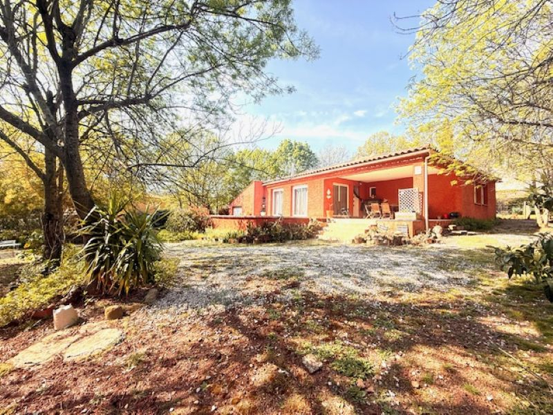 LE BOSC Maison plain-pied 4 pièces,100 m2 habitable, Piscine au sel, 2 garages 1