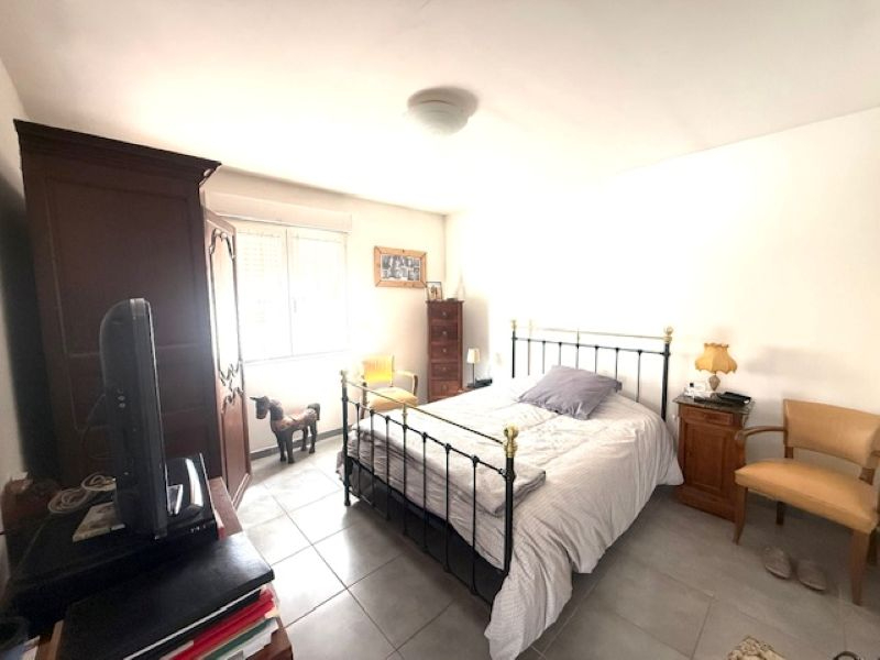 LE BOSC Maison plain-pied 4 pièces,100 m2 habitable, Piscine au sel, 2 garages 7