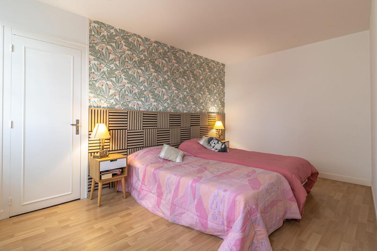 ROMORANTIN-LANTHENAY Maison Romorantin Lanthenay 8 pièce(s) 190 m2 12