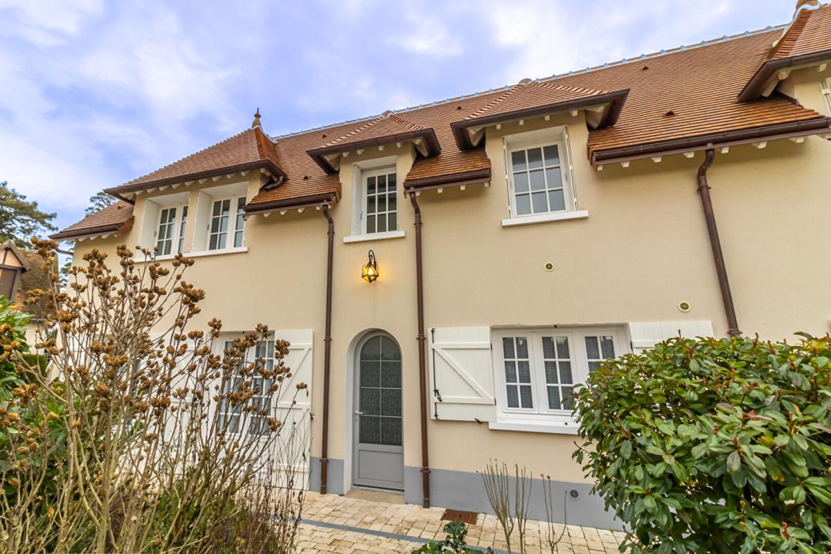 ROMORANTIN-LANTHENAY Maison Romorantin Lanthenay 8 pièce(s) 190 m2 16