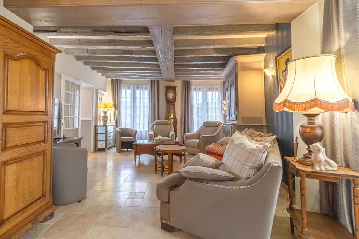 ROMORANTIN-LANTHENAY Maison Romorantin Lanthenay 8 pièce(s) 190 m2 5