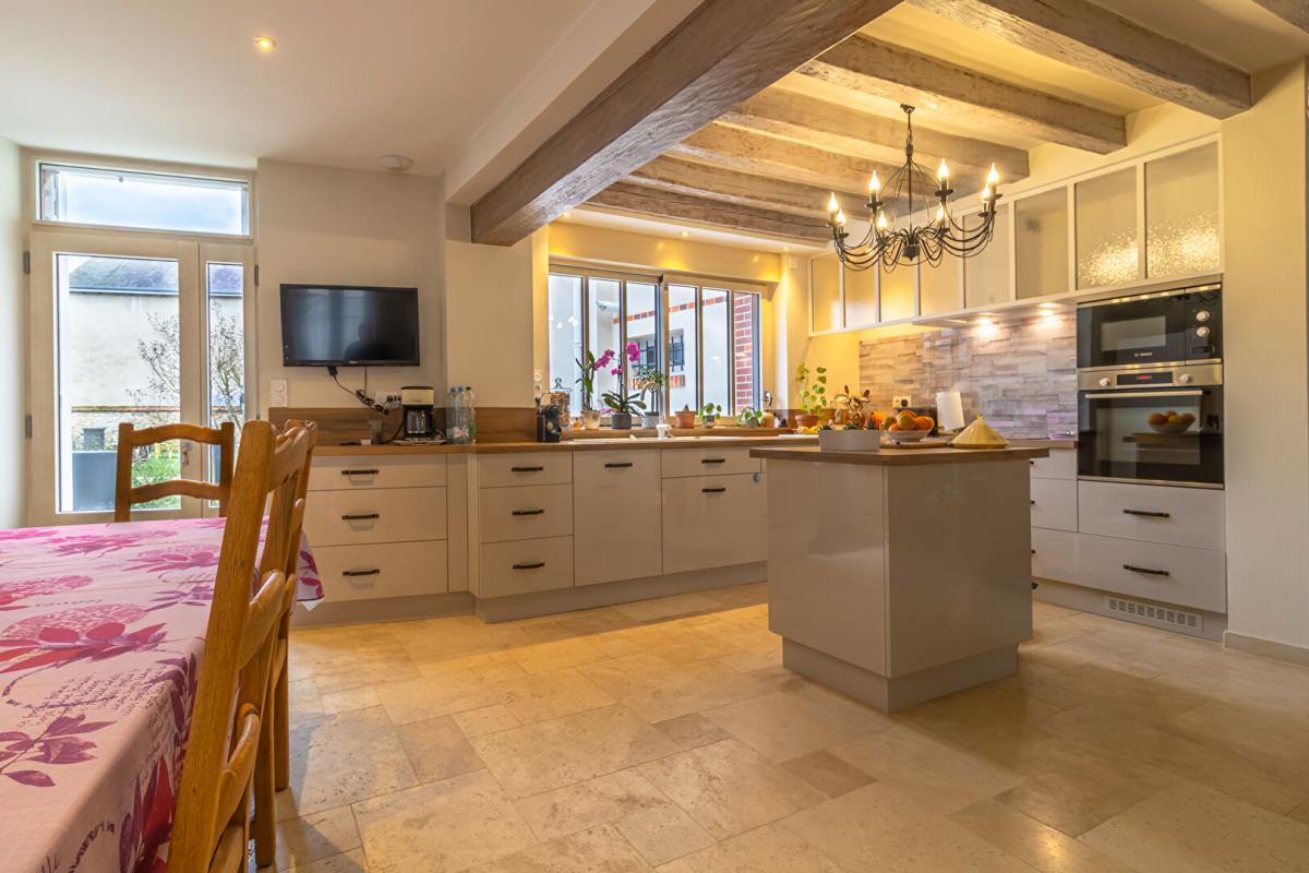 ROMORANTIN-LANTHENAY Maison Romorantin Lanthenay 8 pièce(s) 190 m2 7