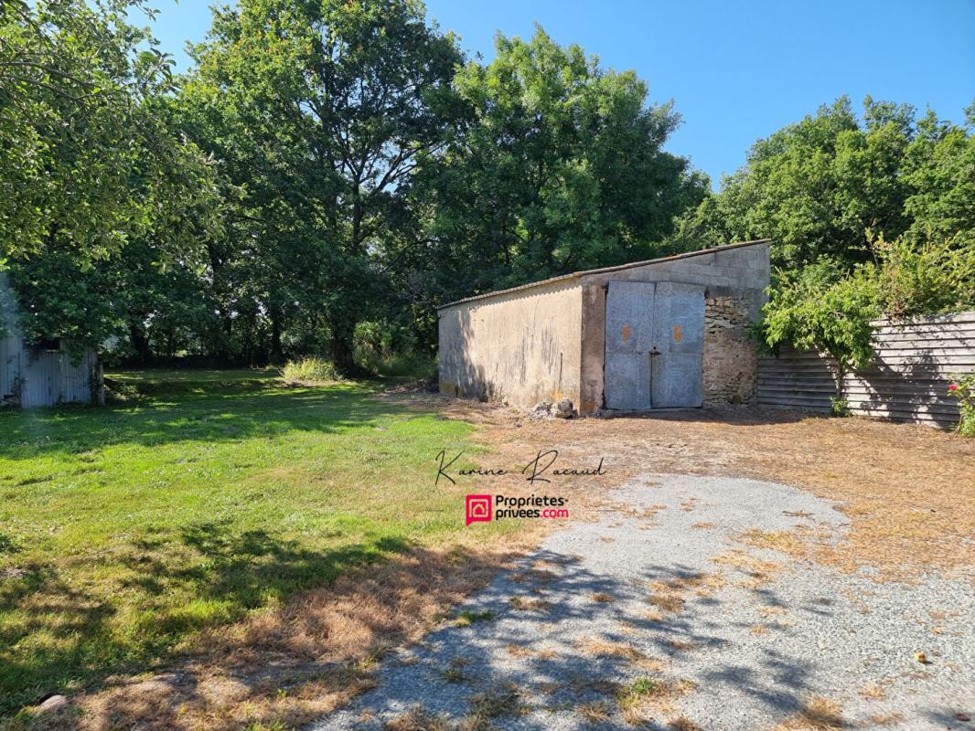 AUBIGNY-LES CLOUZEAUX Maison 3 chambres 97 m², grand terrain 12