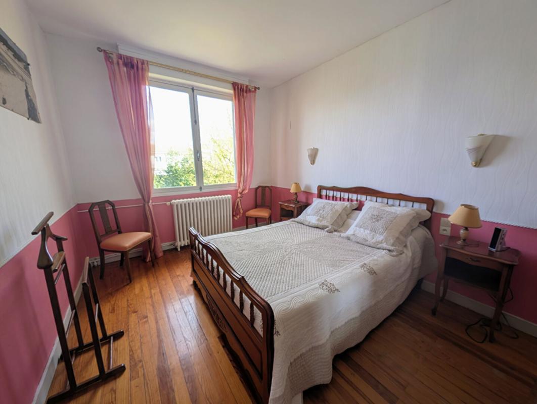 MERIGNAC Mérignac  la Glacière  proche St Augustin Maison 4 pièce(s) 74 m2 2