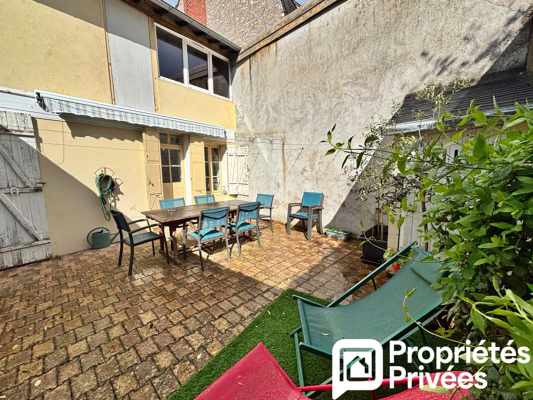 MEHUN-SUR-YEVRE Maison de ville 5 pièce(s) 106.88 m2 11