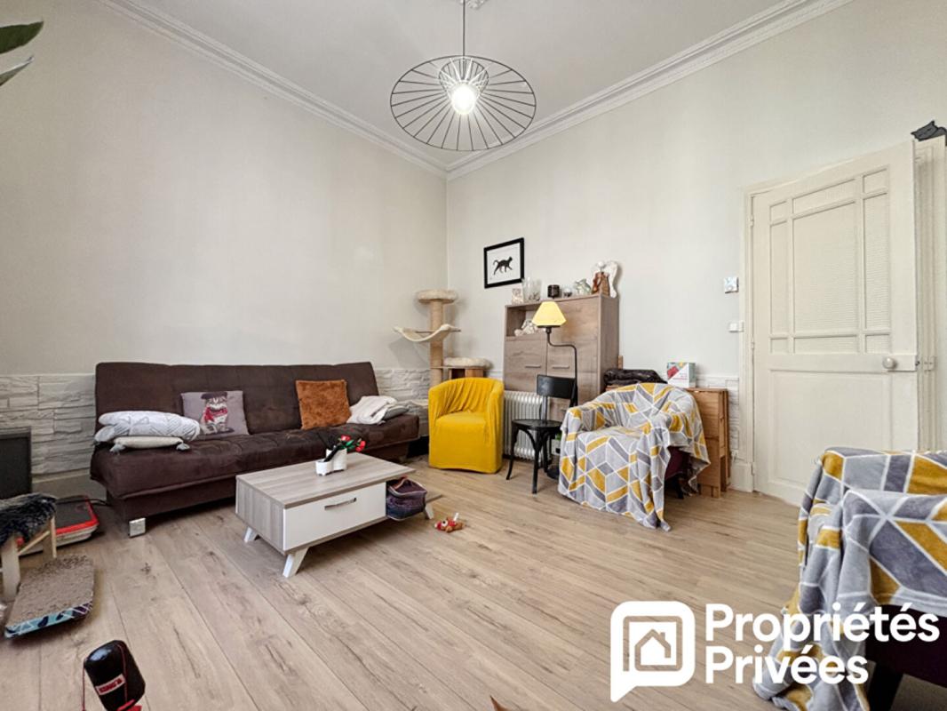 MEHUN-SUR-YEVRE Maison de ville 5 pièce(s) 106.88 m2 12