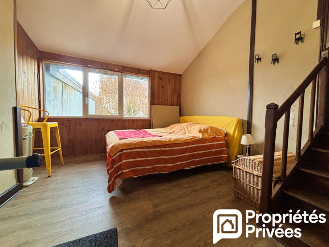 MEHUN-SUR-YEVRE Maison de ville 5 pièce(s) 106.88 m2 8