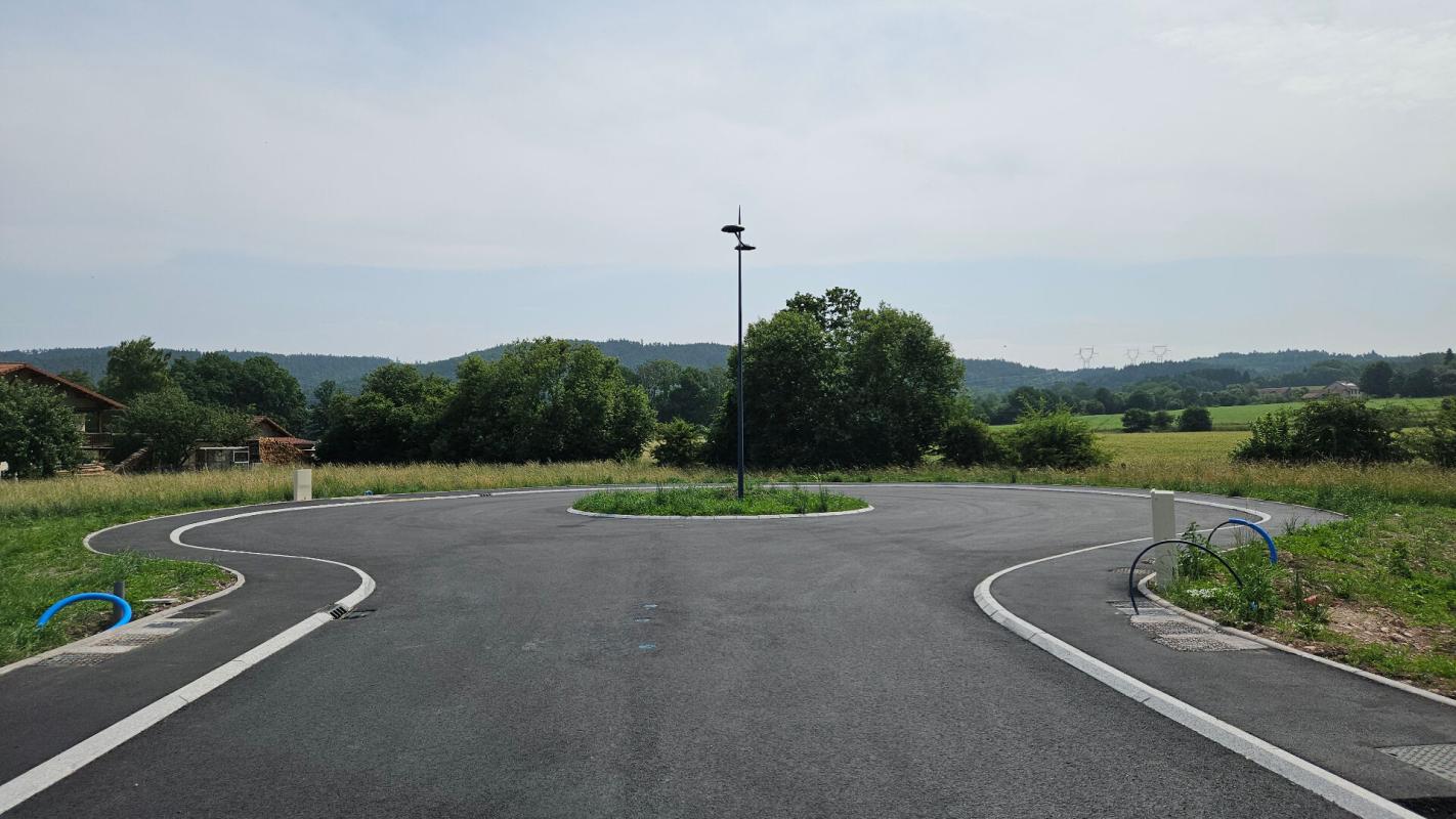 GRANGES-SUR-VOLOGNE À VENDRE - Terrain totalement viabilisé proche de Gérardmer - L'emplacement parfait pour votre future maison familiale ! 4