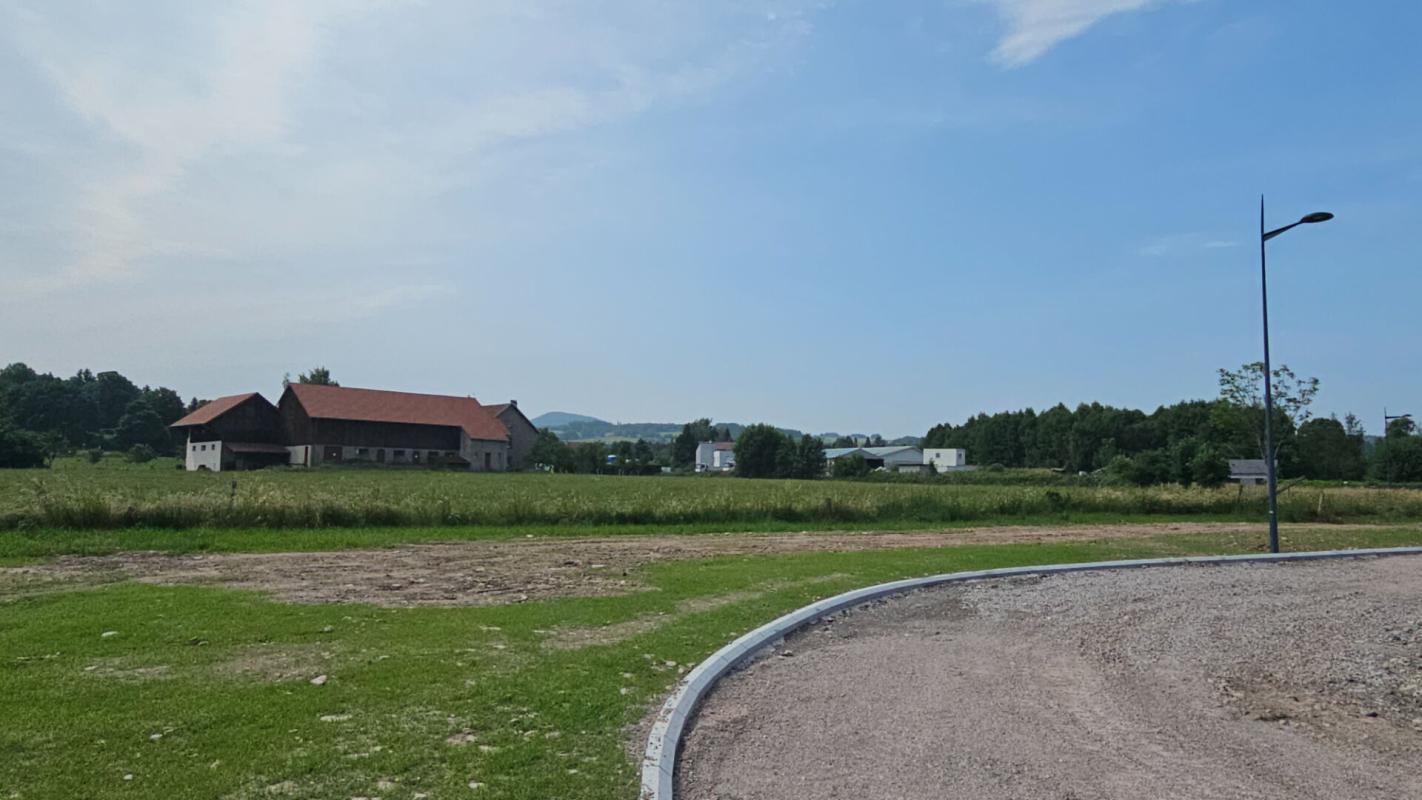 GRANGES-SUR-VOLOGNE À VENDRE - Terrain totalement viabilisé proche de Gérardmer - L'emplacement parfait pour votre future maison familiale ! 6