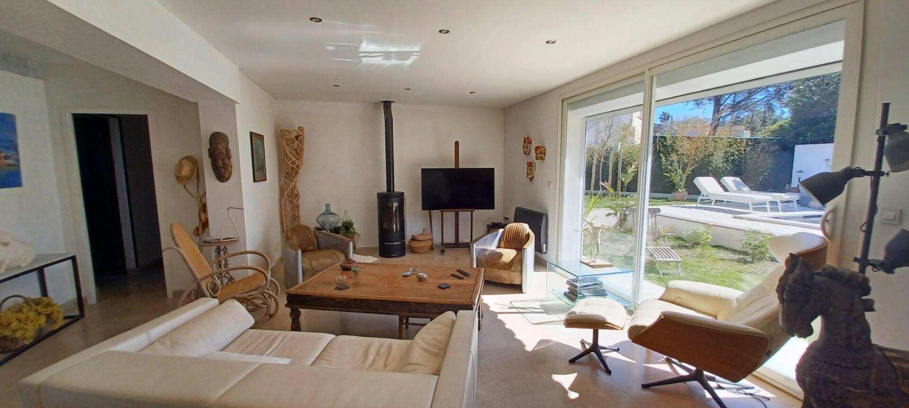 LE BRUSC Maison  de plain pied à 200 m du port du BRUSC 8