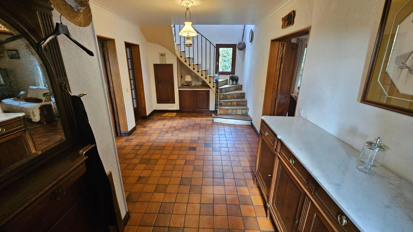 GAMBAIS Gambais / Maison 151 m2 au calme / A 2 mn de Houdan et N12 9