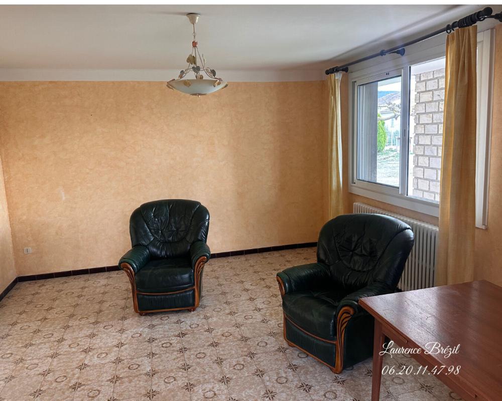 ORAISON En exclusivité à Oraison, Maison individuelle de  217 m2 sur un terrain clos et arboré de  plus de 1500 m² 10