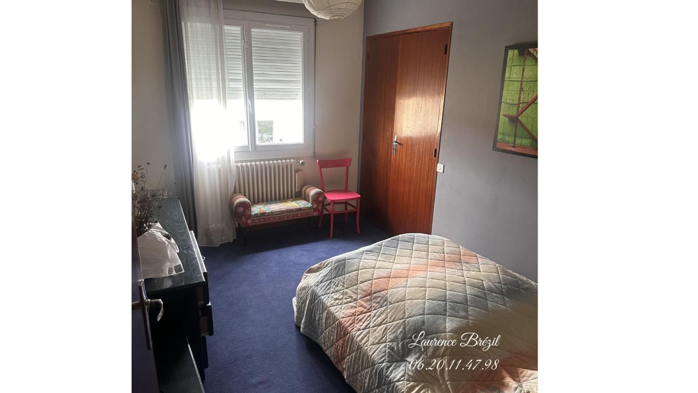 ORAISON En exclusivité à Oraison, Maison individuelle de  217 m2 sur un terrain clos et arboré de  plus de 1500 m² 8