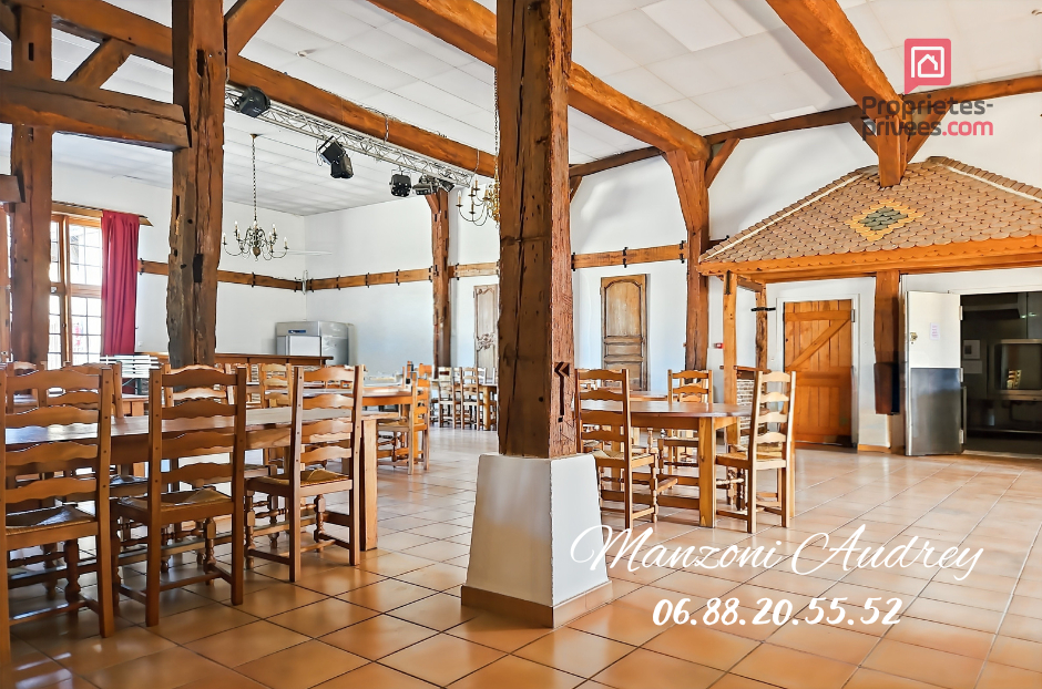 VANLAY Demeure de prestige Vanlay 12 pièce(s) 1456 m2 12