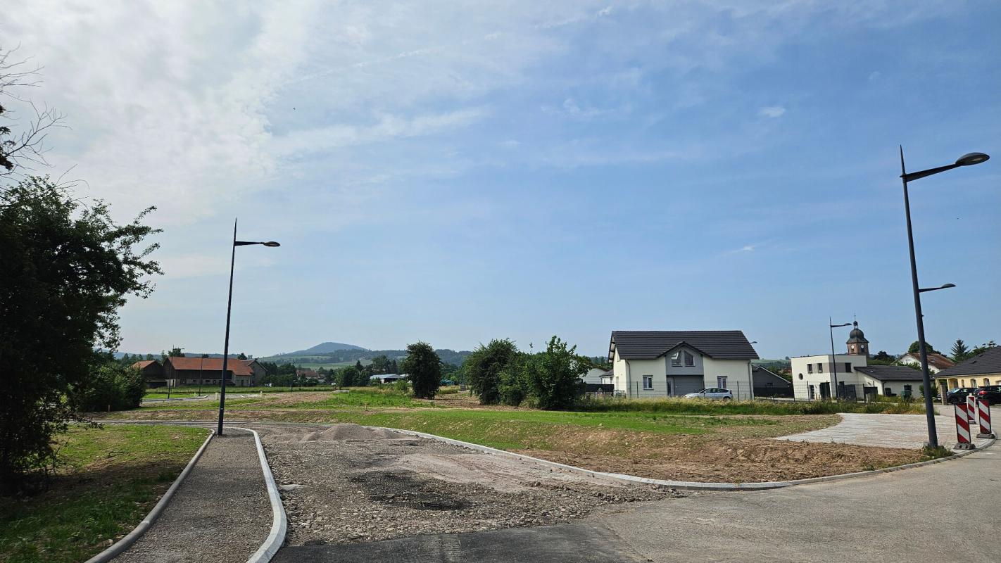 EPINAL À VENDRE  - MAGNIFIQUE Terrain totalement viabilisé PROCHE EPINAL L'emplacement parfait pour votre future maison familiale ! 7