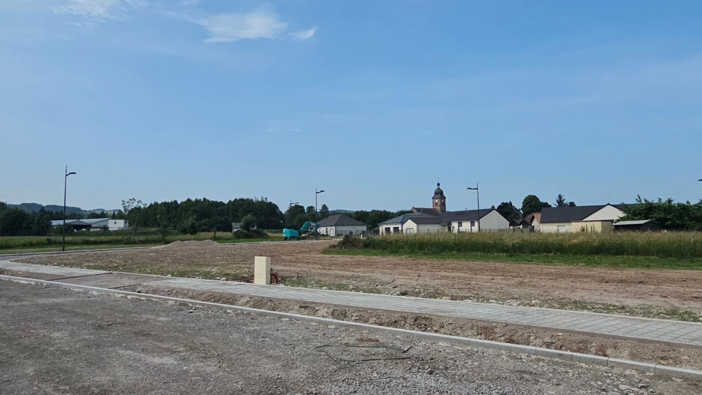 EPINAL À VENDRE  - MAGNIFIQUE Terrain totalement viabilisé PROCHE EPINAL L'emplacement parfait pour votre future maison familiale ! 8