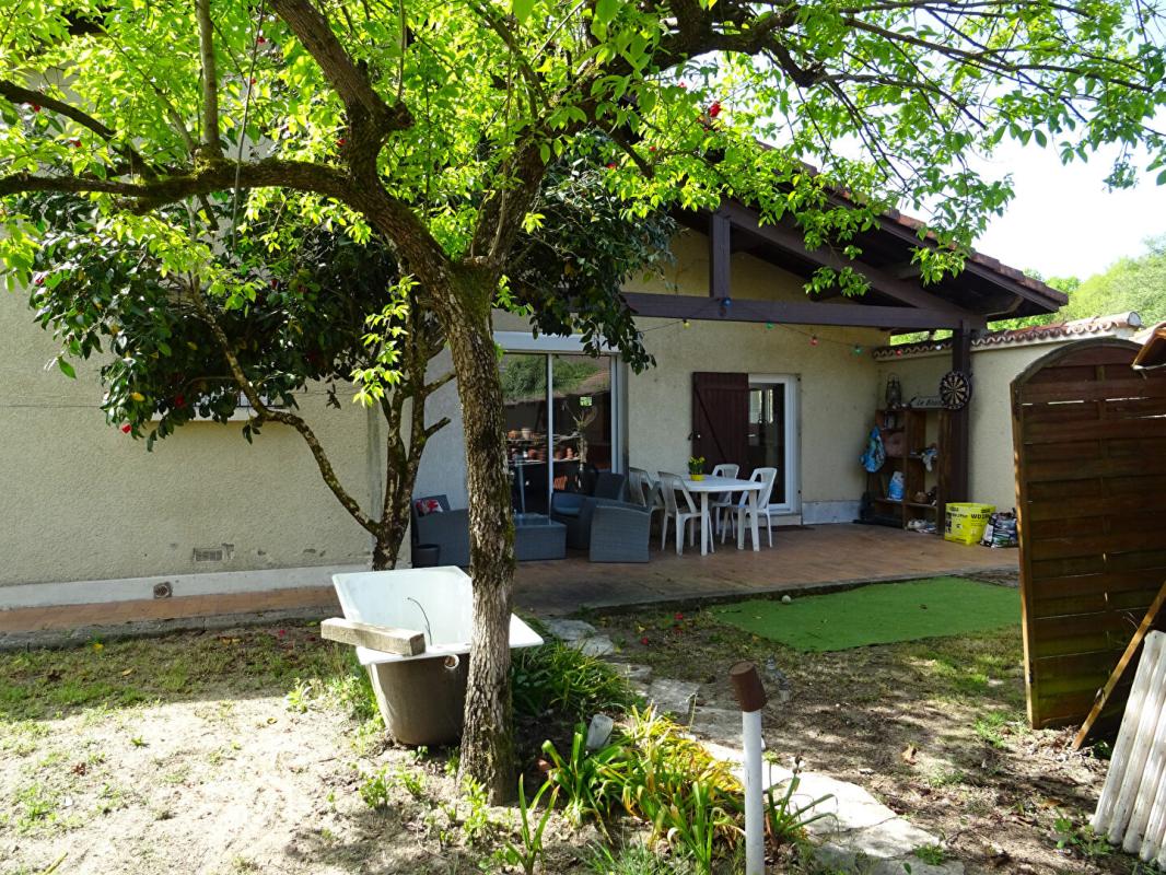 SAINT-PIERRE-DU-MONT Landes 40280 Saint-Pierre-du-Mont , maison 103 m² 12